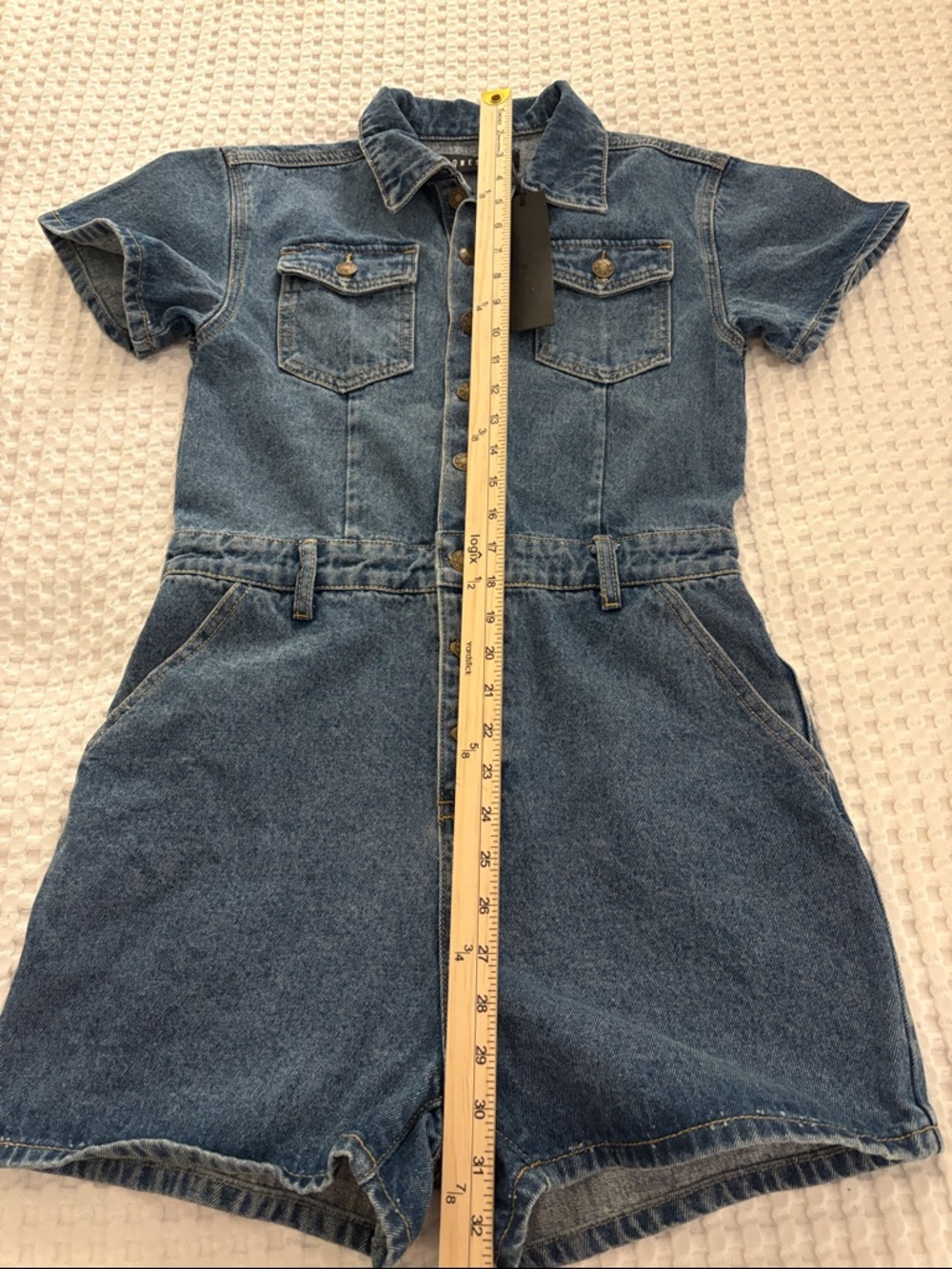 NWT Lioness Blue Denim Button front Preppy Shortalls Romper SZ M - Picture 6 of 6